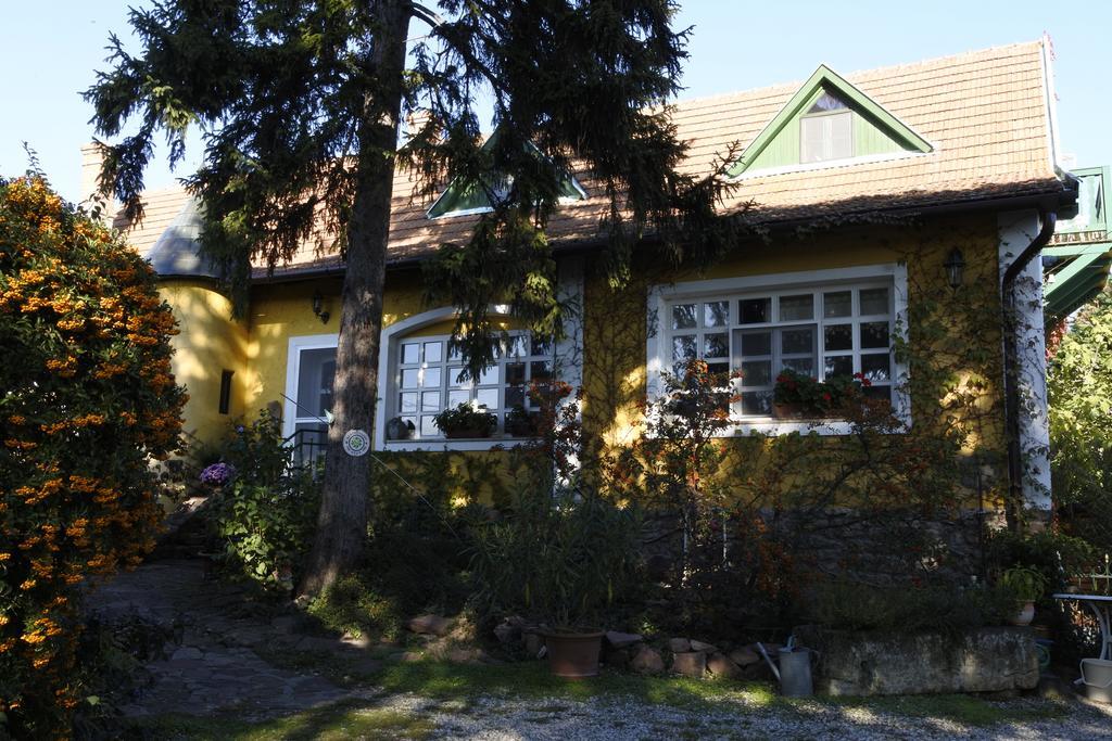 Villa-Magdi Vendégház Révfülöp Exterior foto